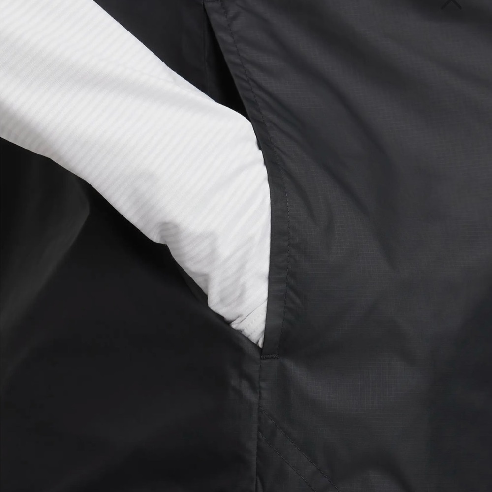 Women’s Nike Golf Tour Repel Vest Lightweight Jacket XS New With Tags MSRP $100 - Picture 6 of 8